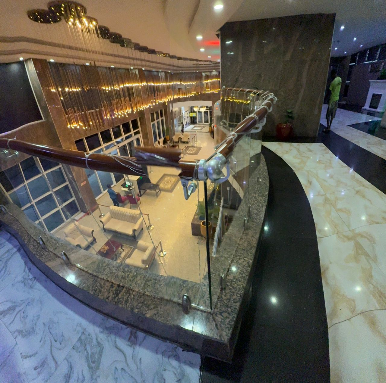 OSBORN LA PALM HOTEL