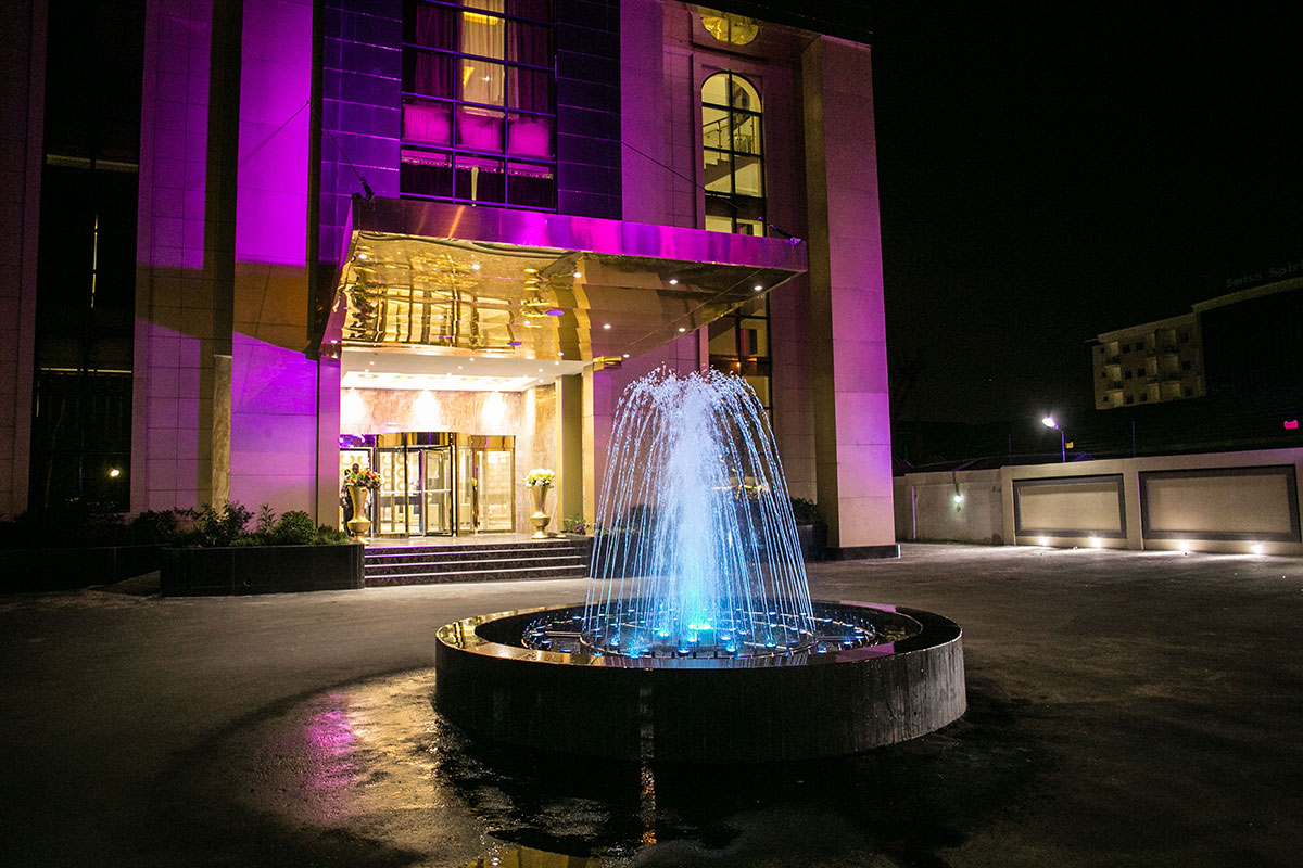 ECHELON HEIGHT HOTEL