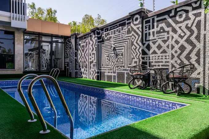 YELLOW TRUMPET HOTEL