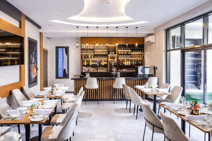 YELLOW TRUMPET HOTEL