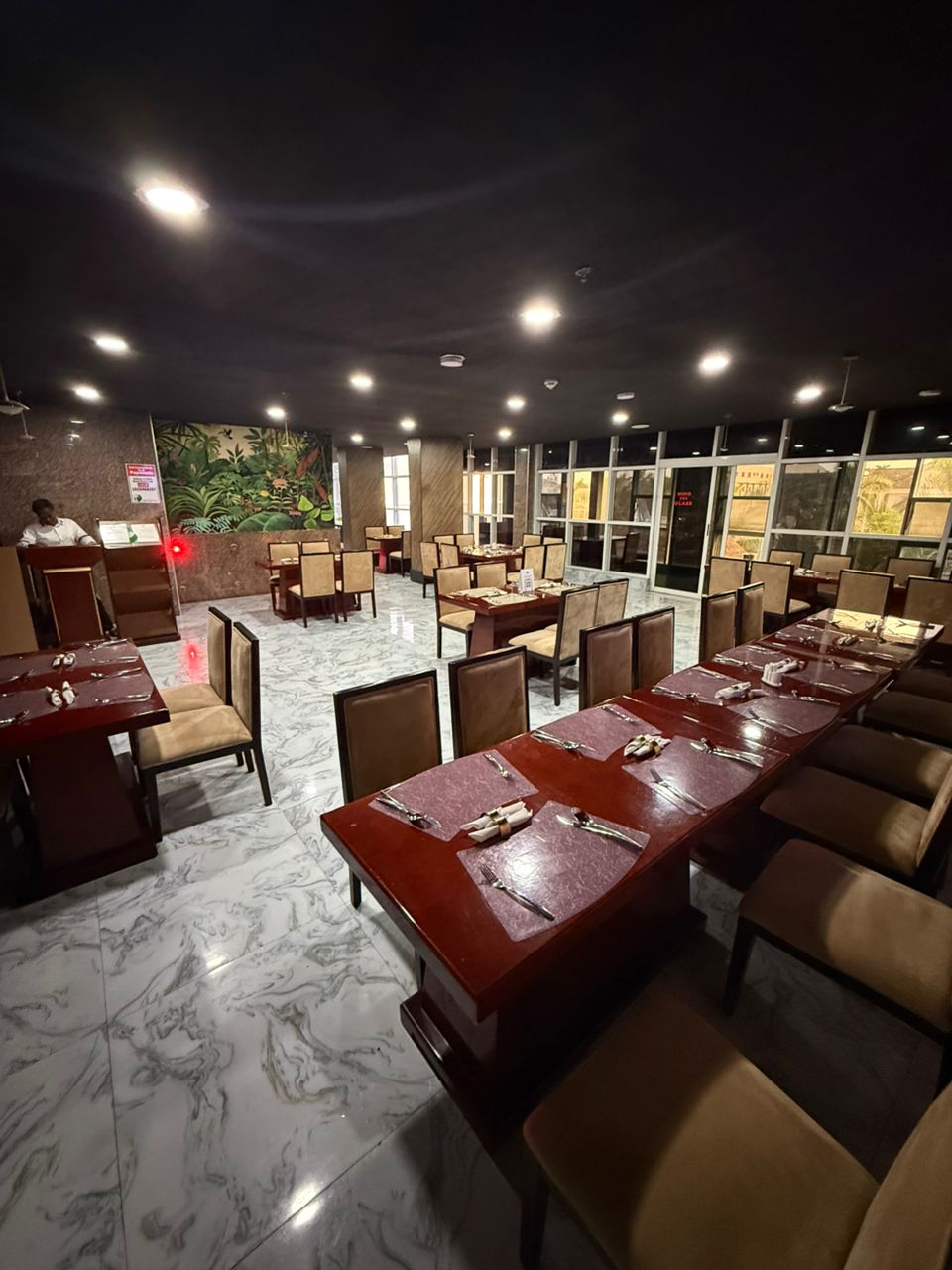 OSBORN LA PALM HOTEL