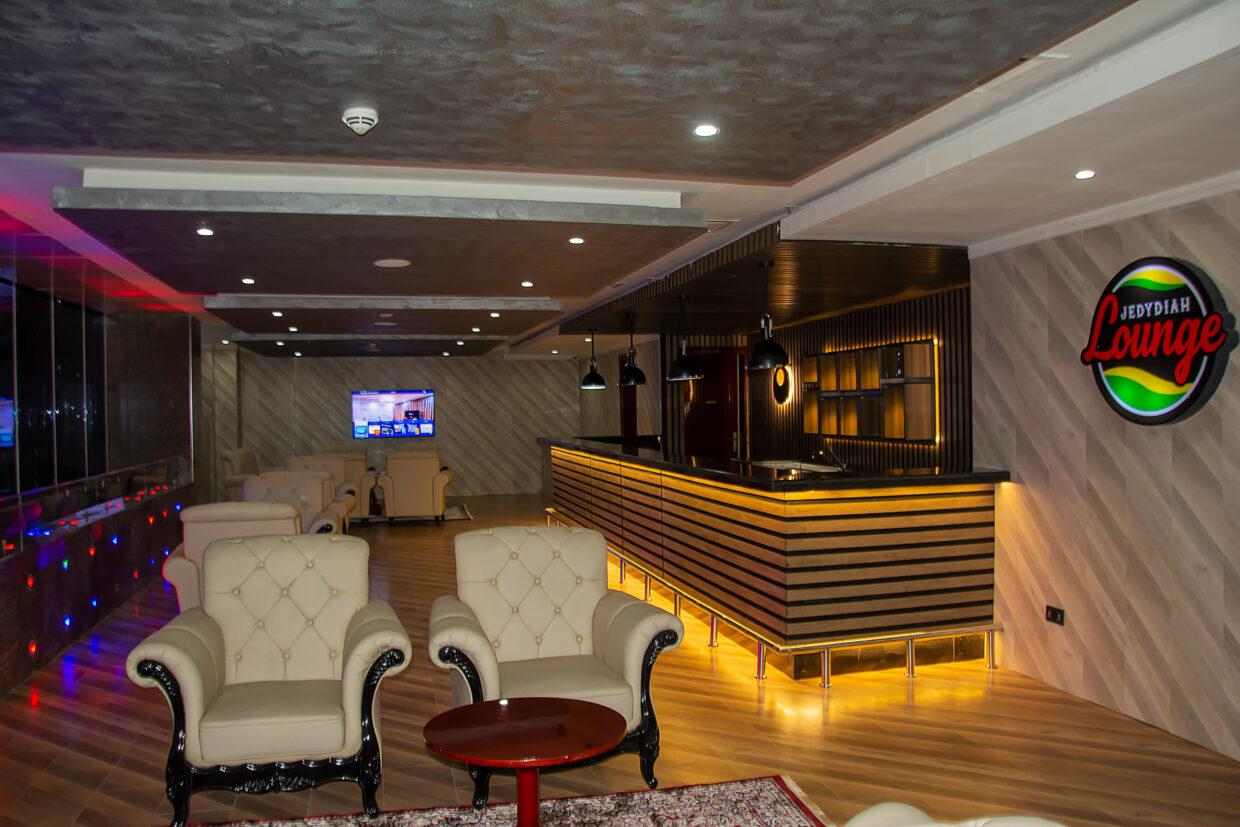 OSBORN LA PALM HOTEL