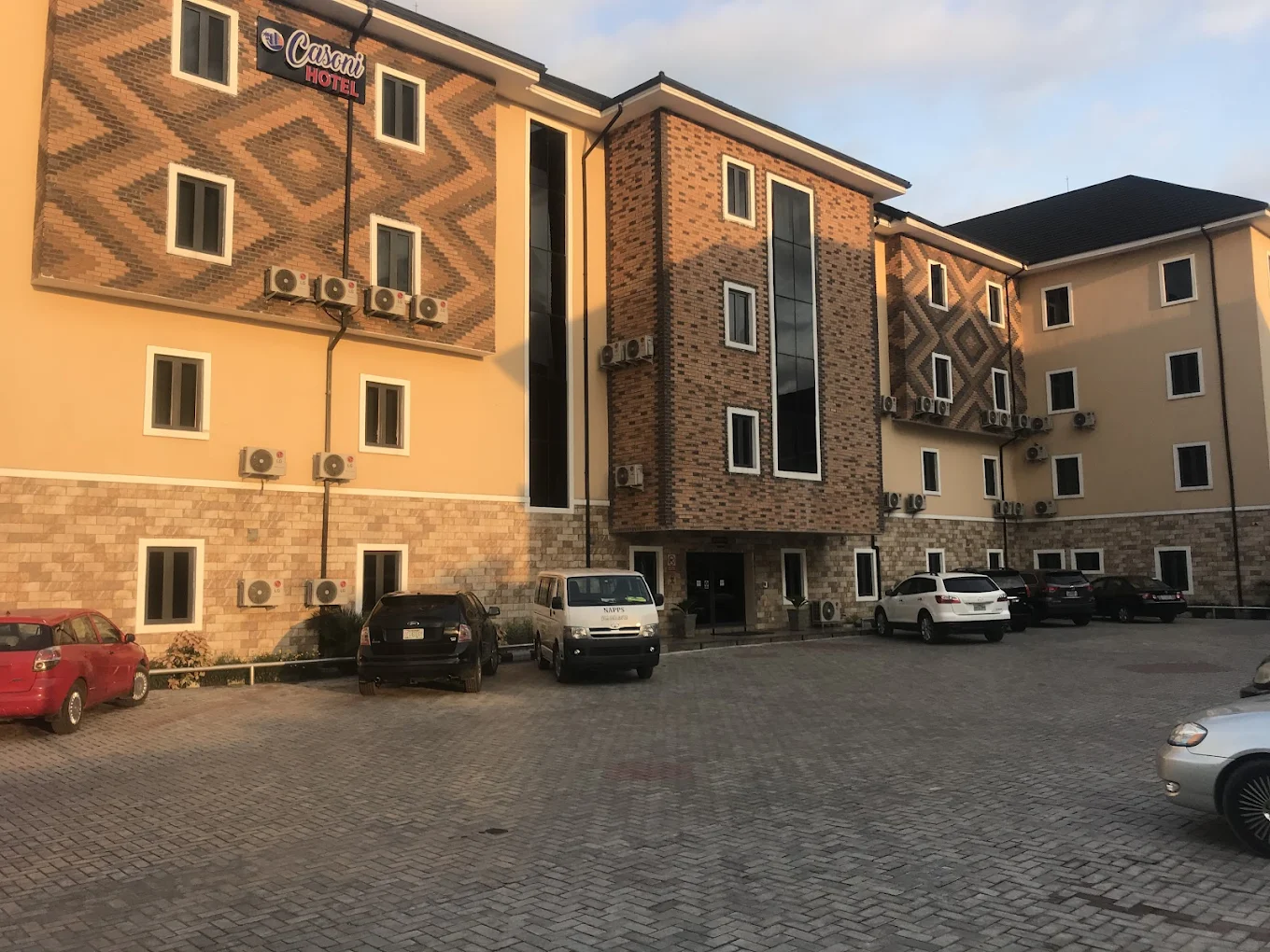 CASONI INTERNATIONAL HOTEL