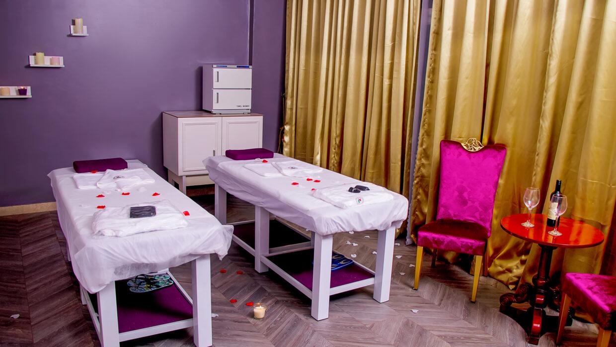 OSBORN LA PALM HOTEL