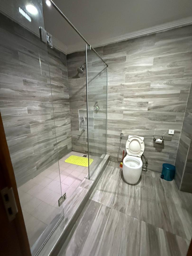 GENESIS REVENTON HOTEL