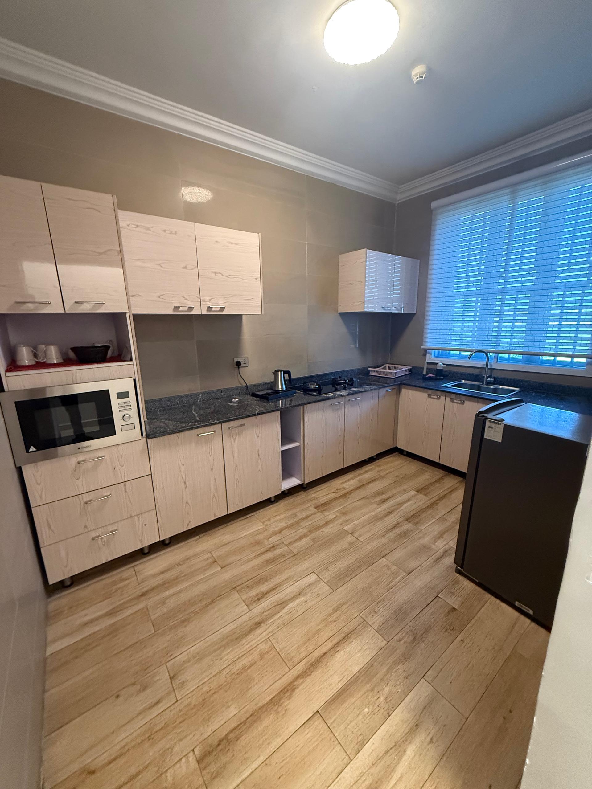 2ND SEMI PREMIUM APARTMENT