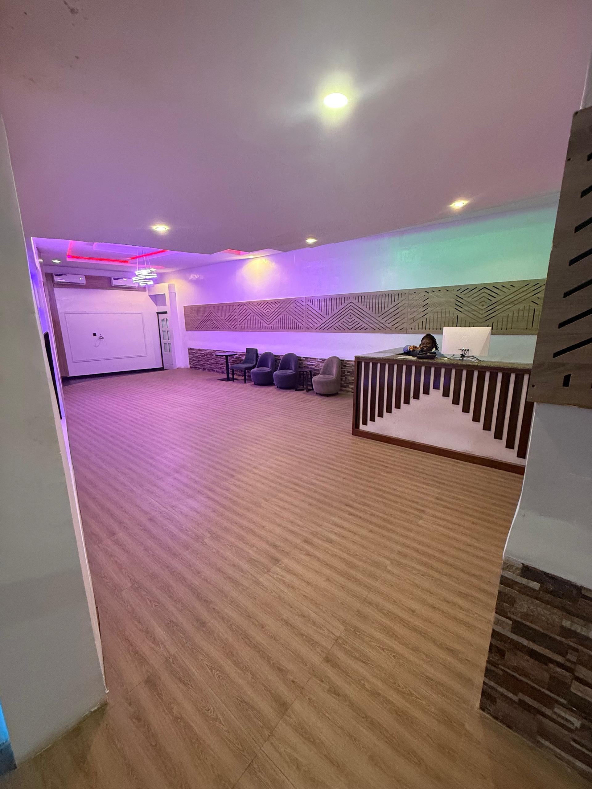 ROYAL VANTAGE HOTEL
