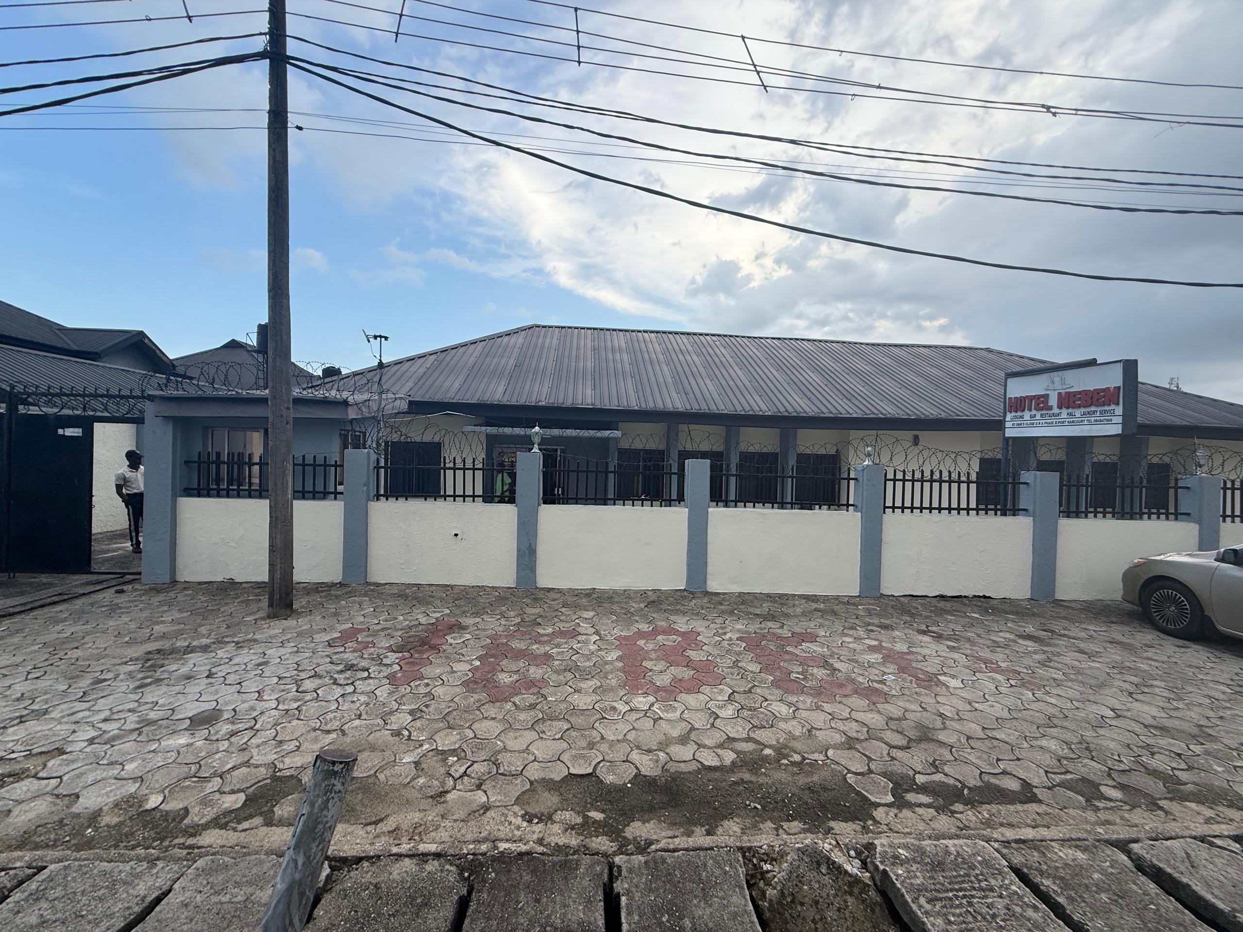 NEBEN HOTEL