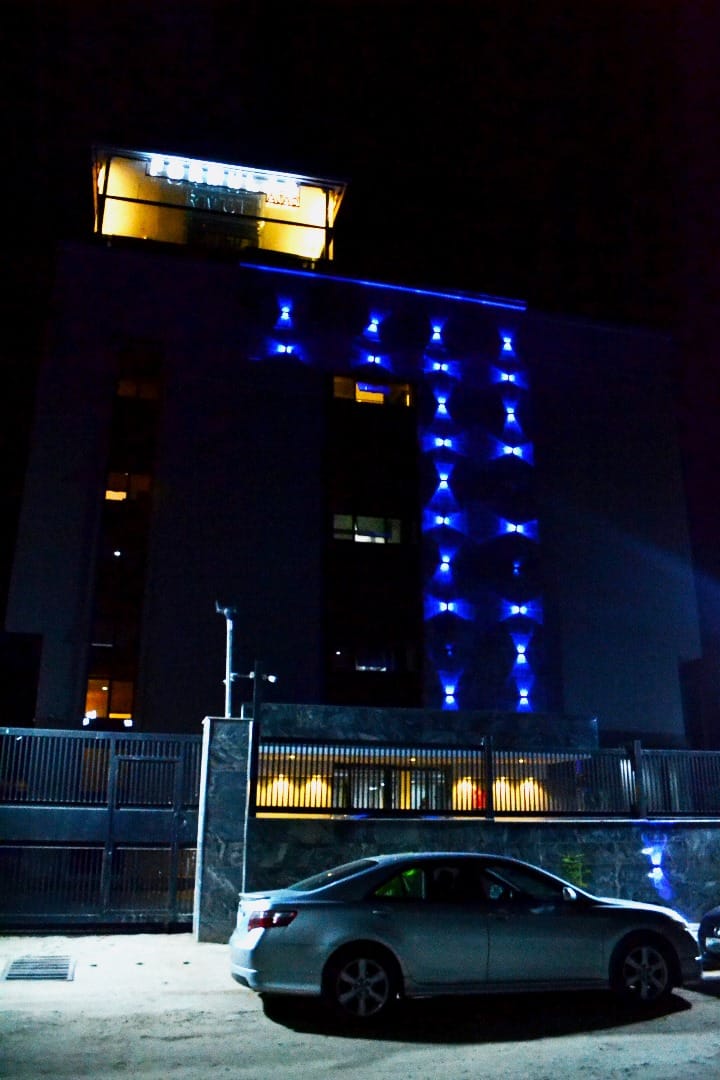 FORMULA 2 HOTEL & SUITES