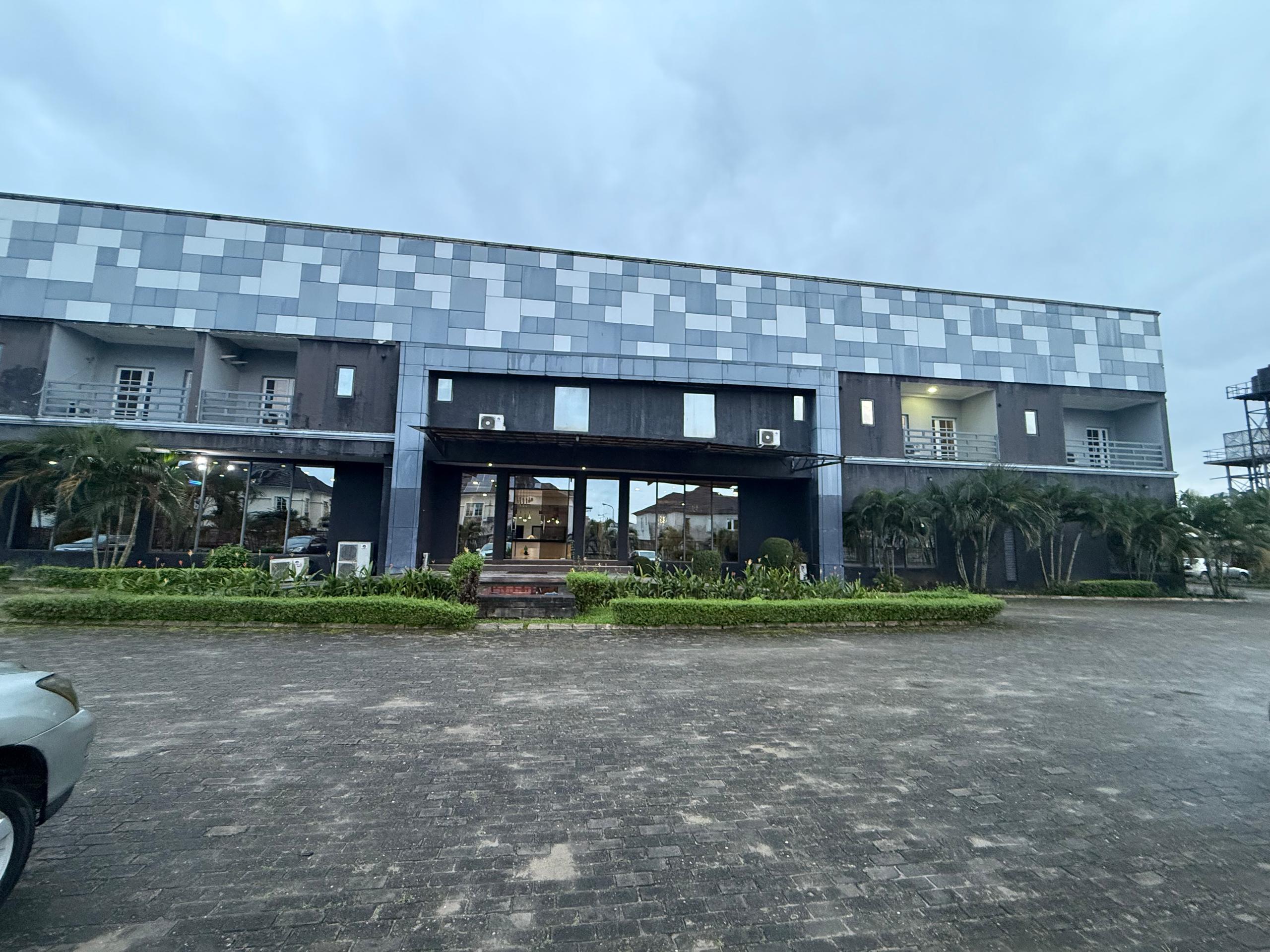 TOA HUB HOTEL
