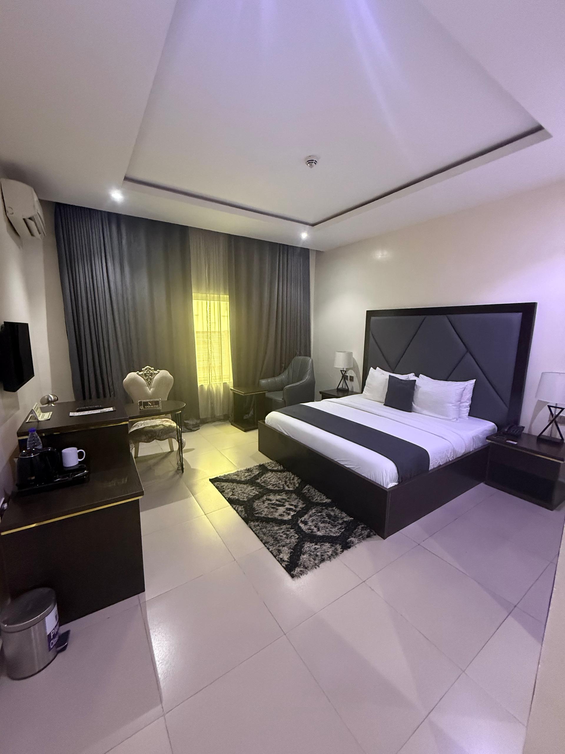 CORPORATE RESIDENCE