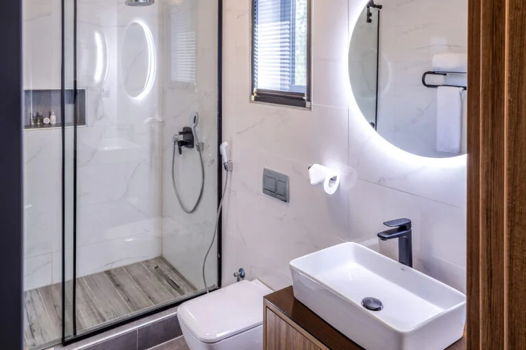 YELLOW TRUMPET HOTEL