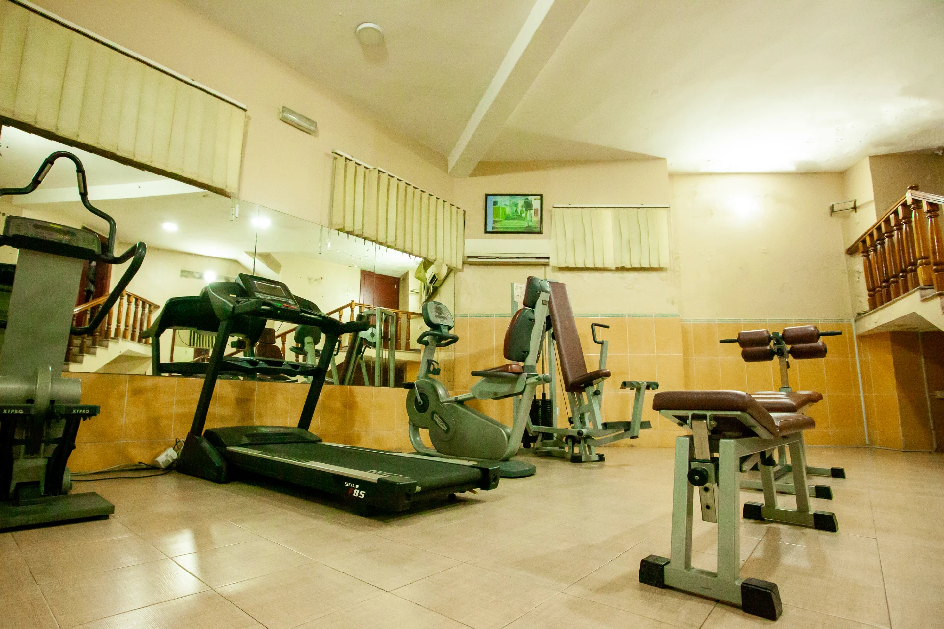 GENESIS REVENTON HOTEL