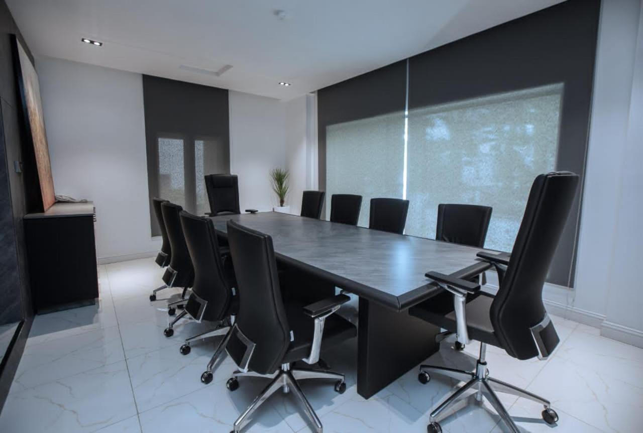 KNIGHTS BRIDGE HOTEL