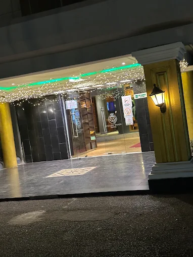 WILLOW WOOD HOTEL