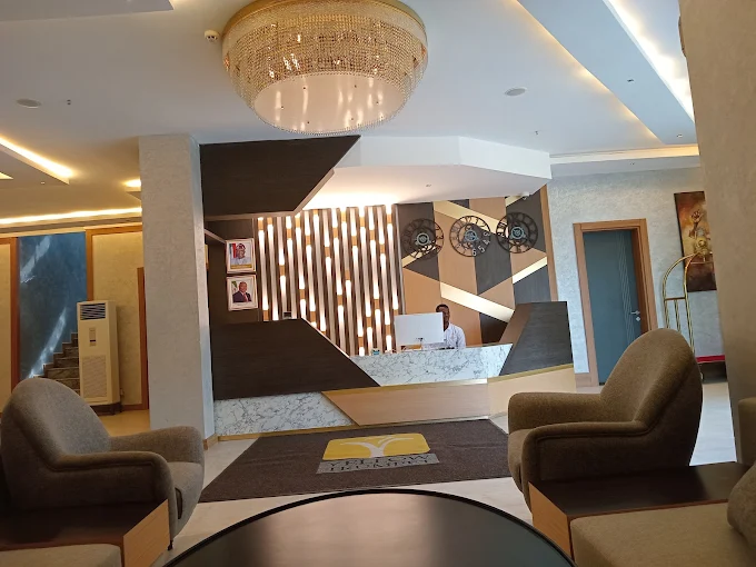 YELLOW TRUMPET HOTEL