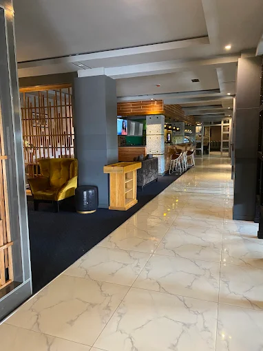 WILLOW WOOD HOTEL