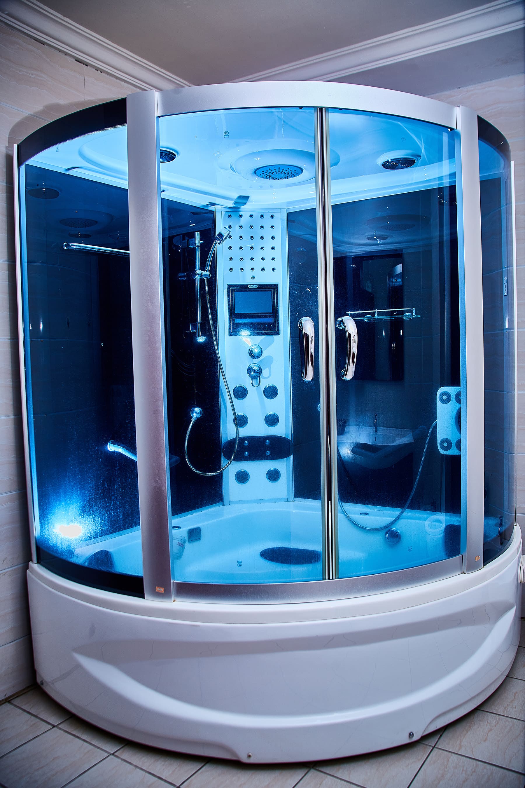 PRESIDENTIAL SUITE B