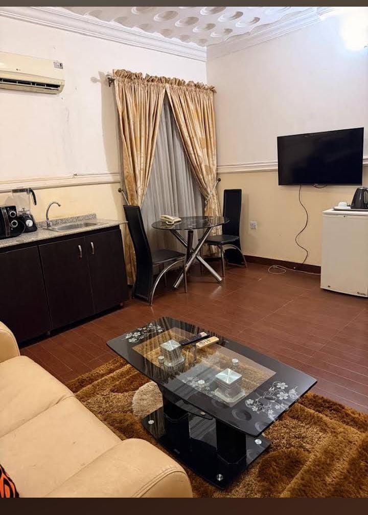 Supreme executive suites