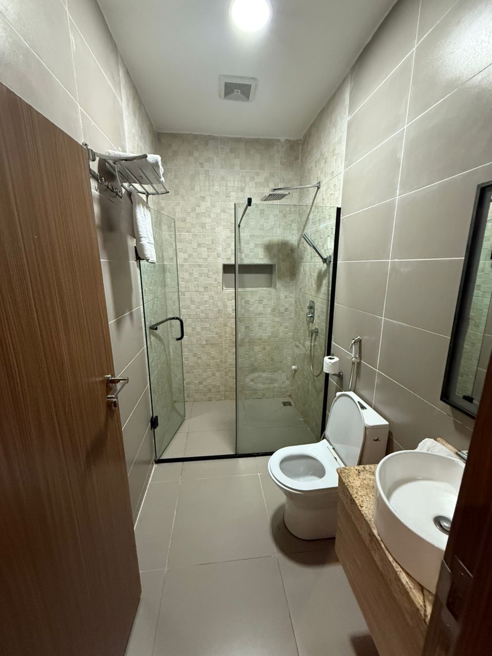 SUPER DELUXE EXECUTIVE