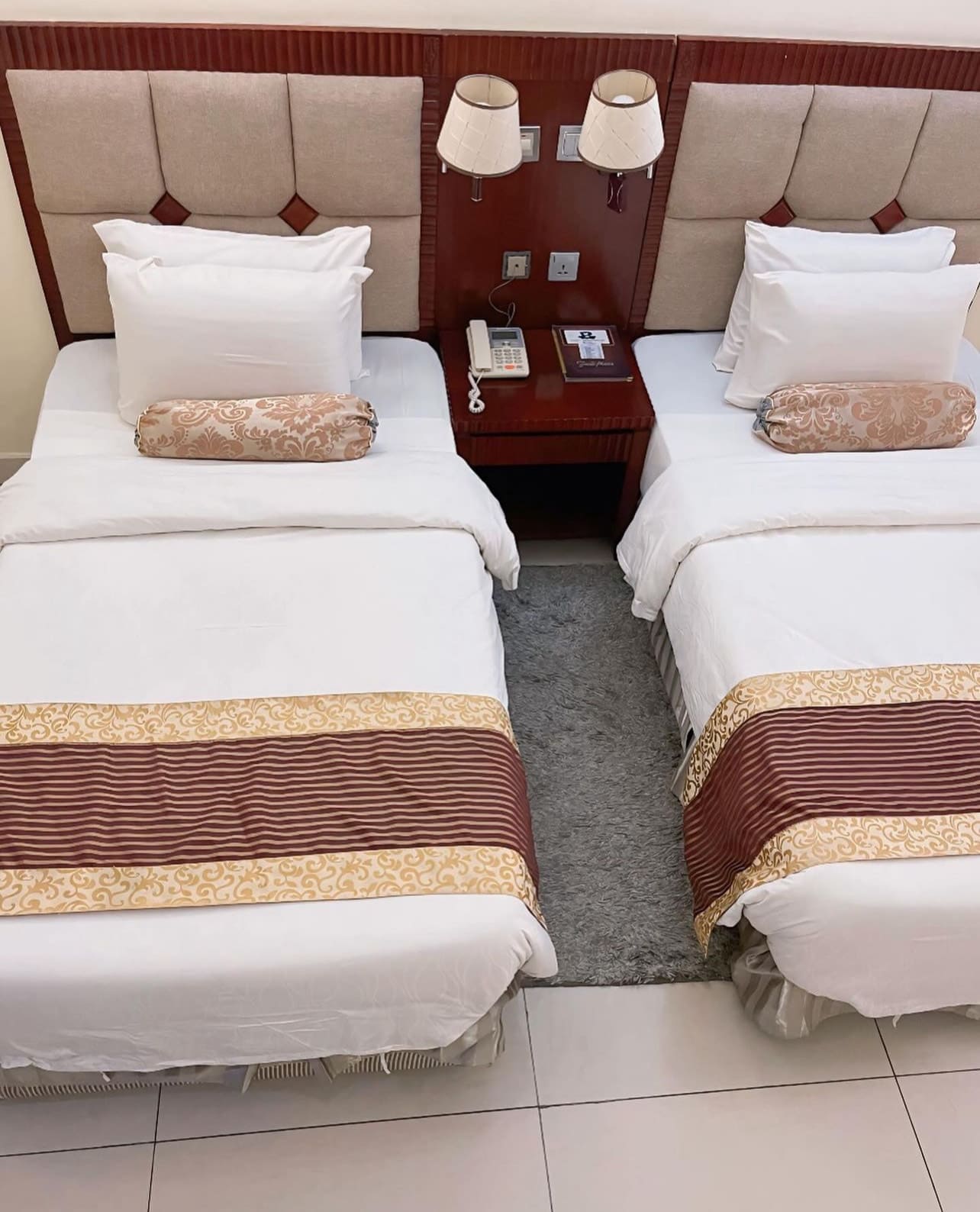 EXECUTIVE WITH BALCONY