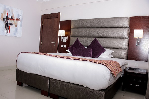 EXECUTIVE SUITE