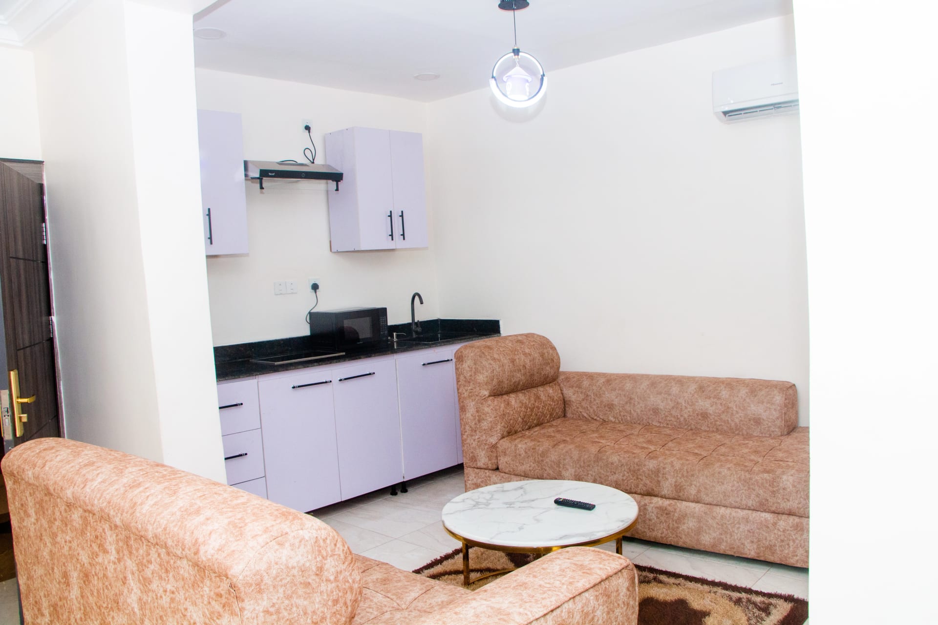 IMPERIAL APARTMENT