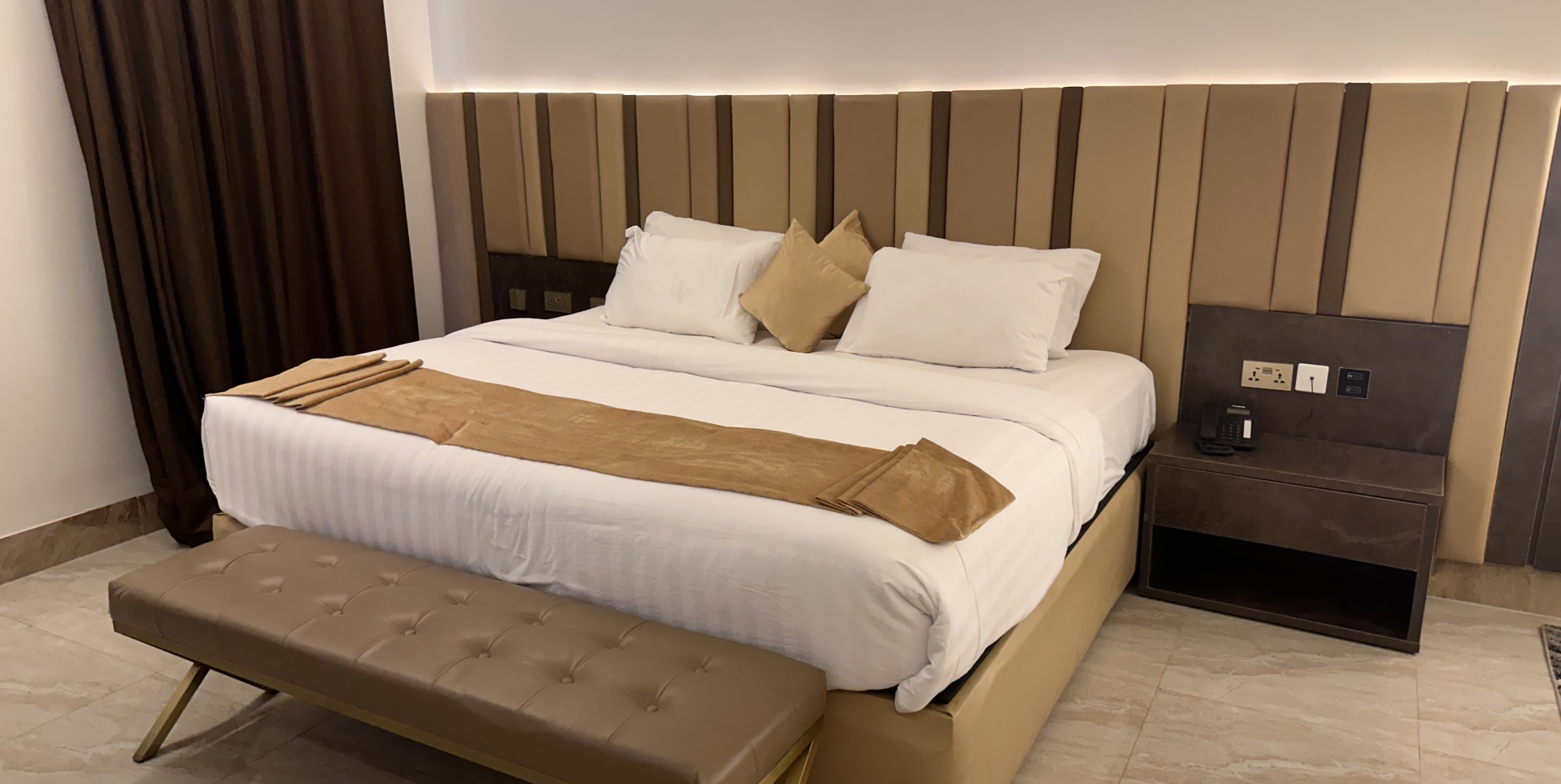 LUNAR BUSINESS SUITE