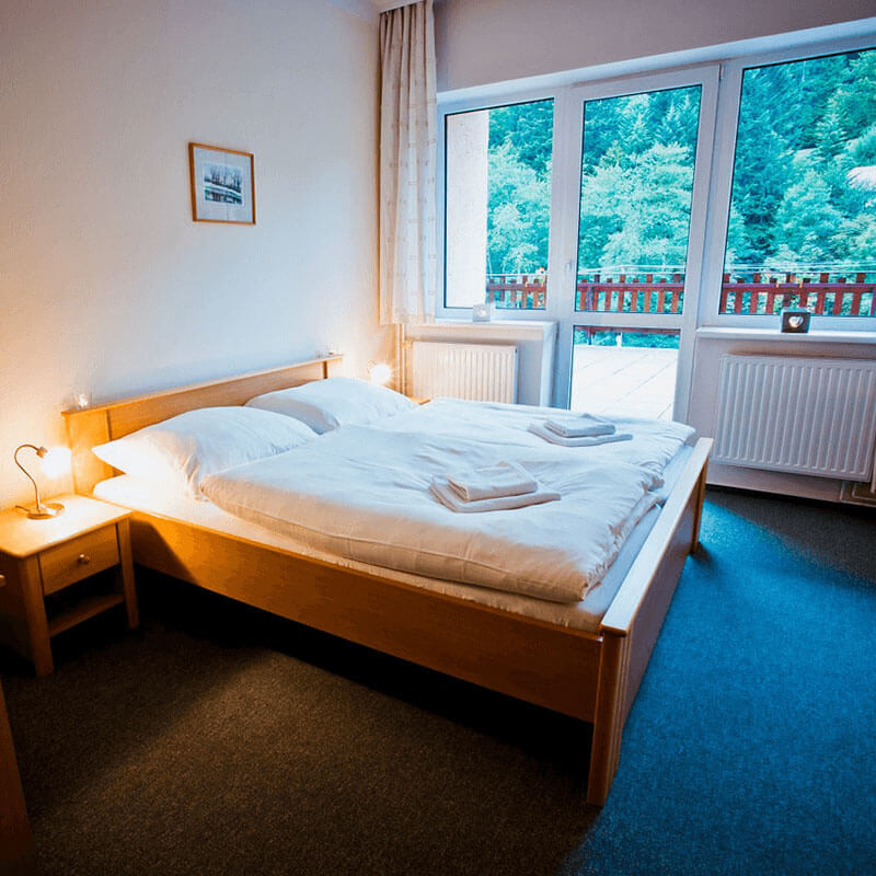 1 BED ROOM APARTMENT