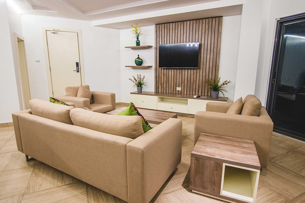 EXECUTIVE ROOM