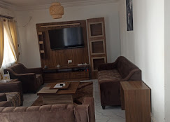1 BED ROOM