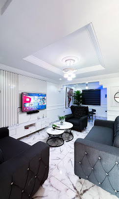 2 BEDROOM